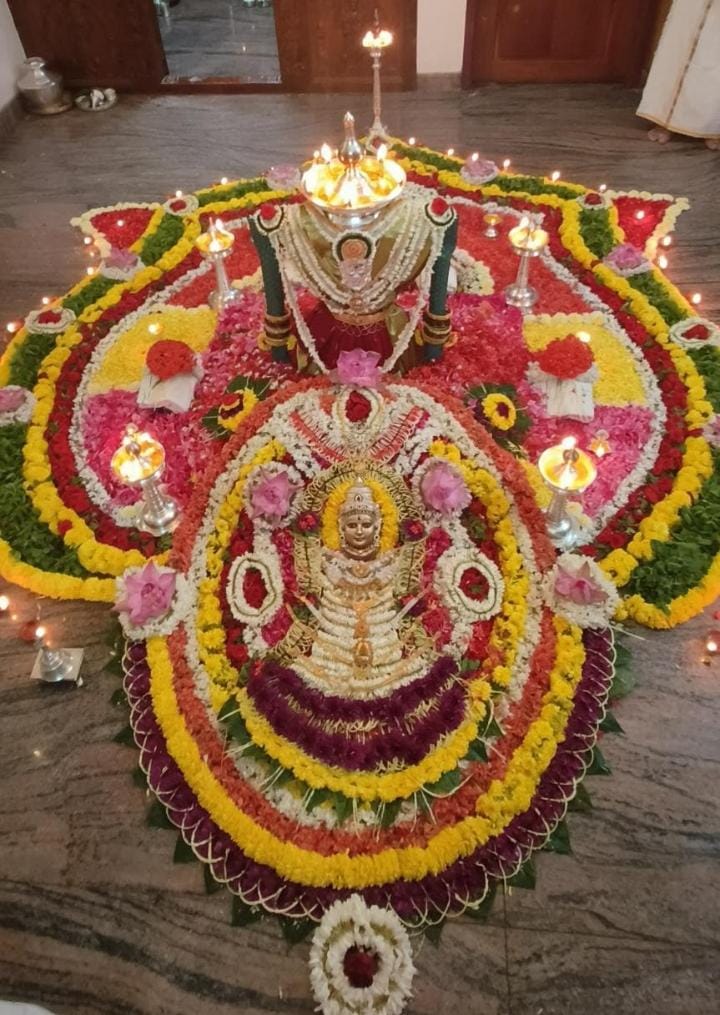 ಪಂಡಿತ್ ವಿದ್ಯೇಶರ ಧಾರ್ಮಿಕ ಕಾರ್ಯಕ್ರಮದ ಚಿತ್ರ 16