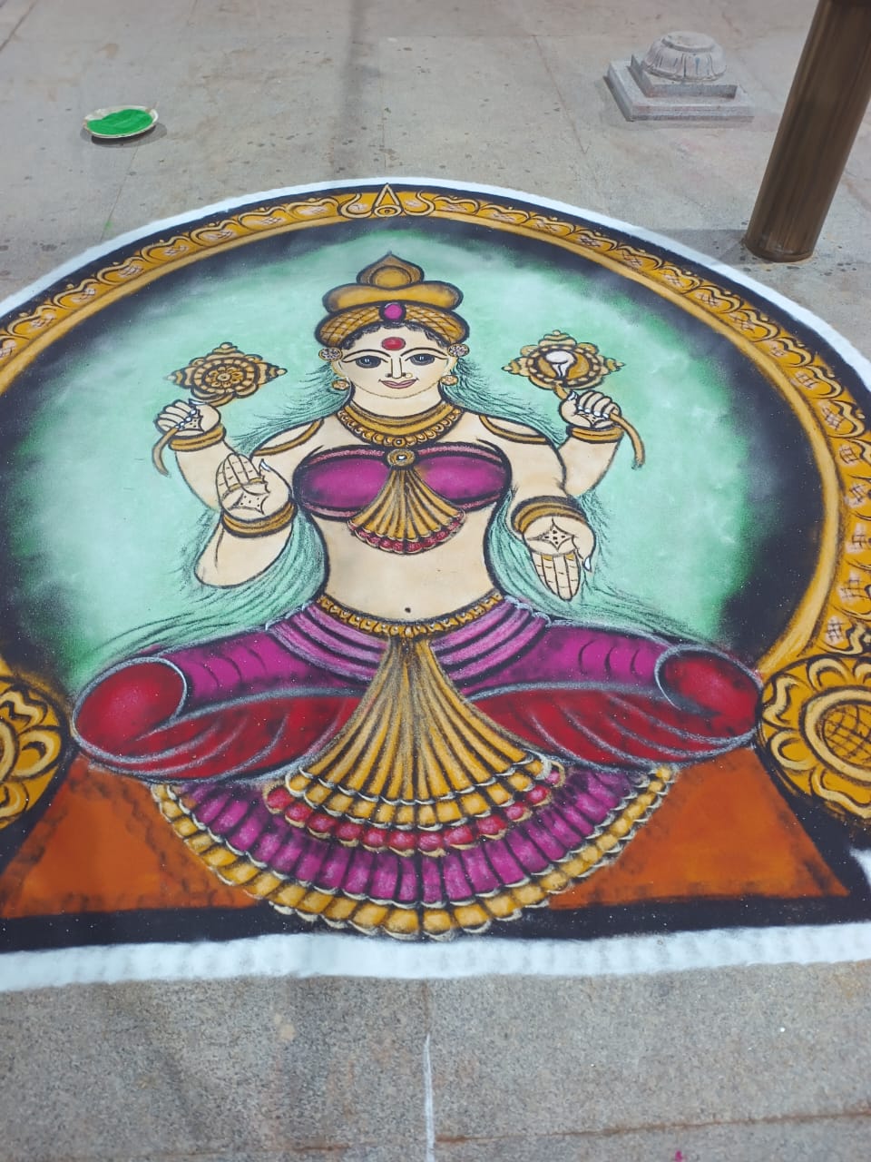 ಪಂಡಿತ್ ವಿದ್ಯೇಶರ ಧಾರ್ಮಿಕ ಕಾರ್ಯಕ್ರಮದ ಚಿತ್ರ 18