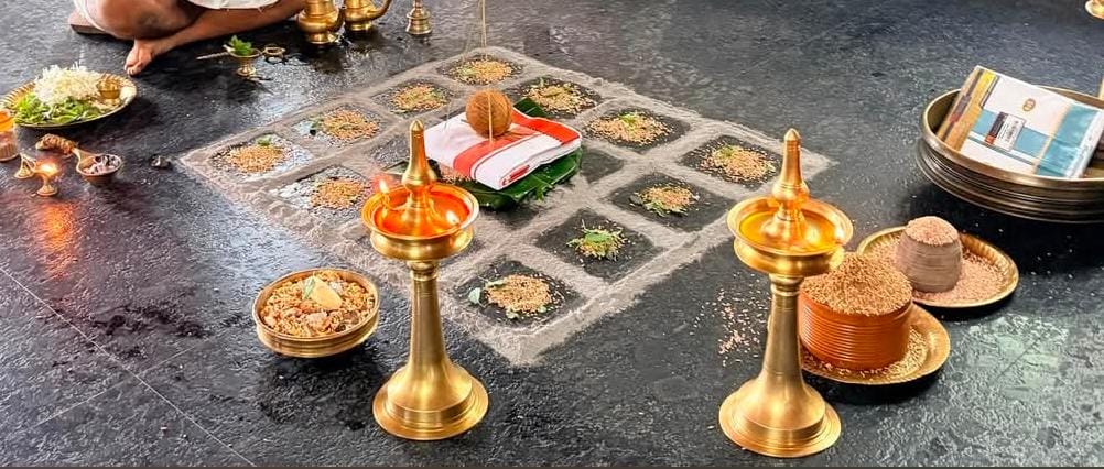 ಪಂಡಿತ್ ವಿದ್ಯೇಶರ ಧಾರ್ಮಿಕ ಕಾರ್ಯಕ್ರಮದ ಚಿತ್ರ 29